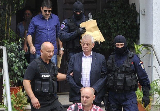 Ex-mayor of Bucharest Sorin Oprescu, sentenced to 5 years and 4 months in prison – The Romania Journal