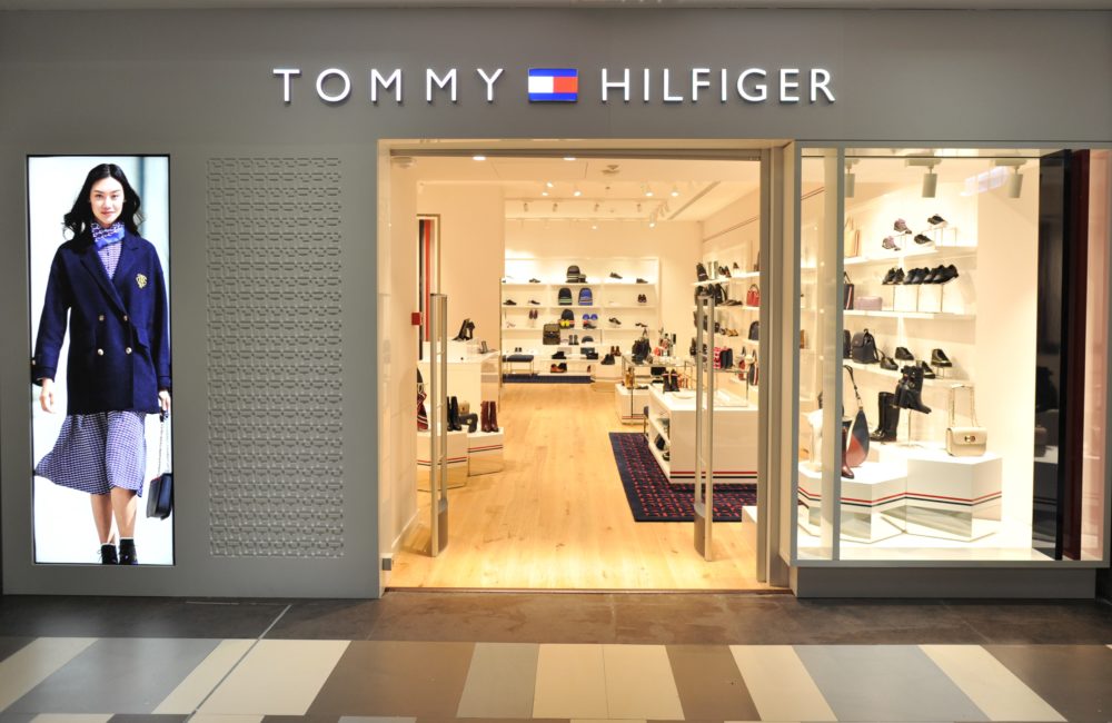 Announcement Operation possible Almighty Tommy Hilfiger Shoes&Accessories opens in Bucharest - The Romania Journal