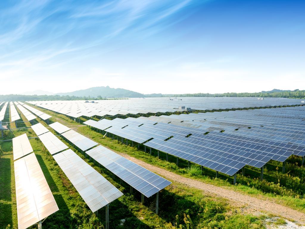 PPC Group – MYTILINEOS Deal: 2,000 MW Solar Portfolio Across Four Countries, Including Romania